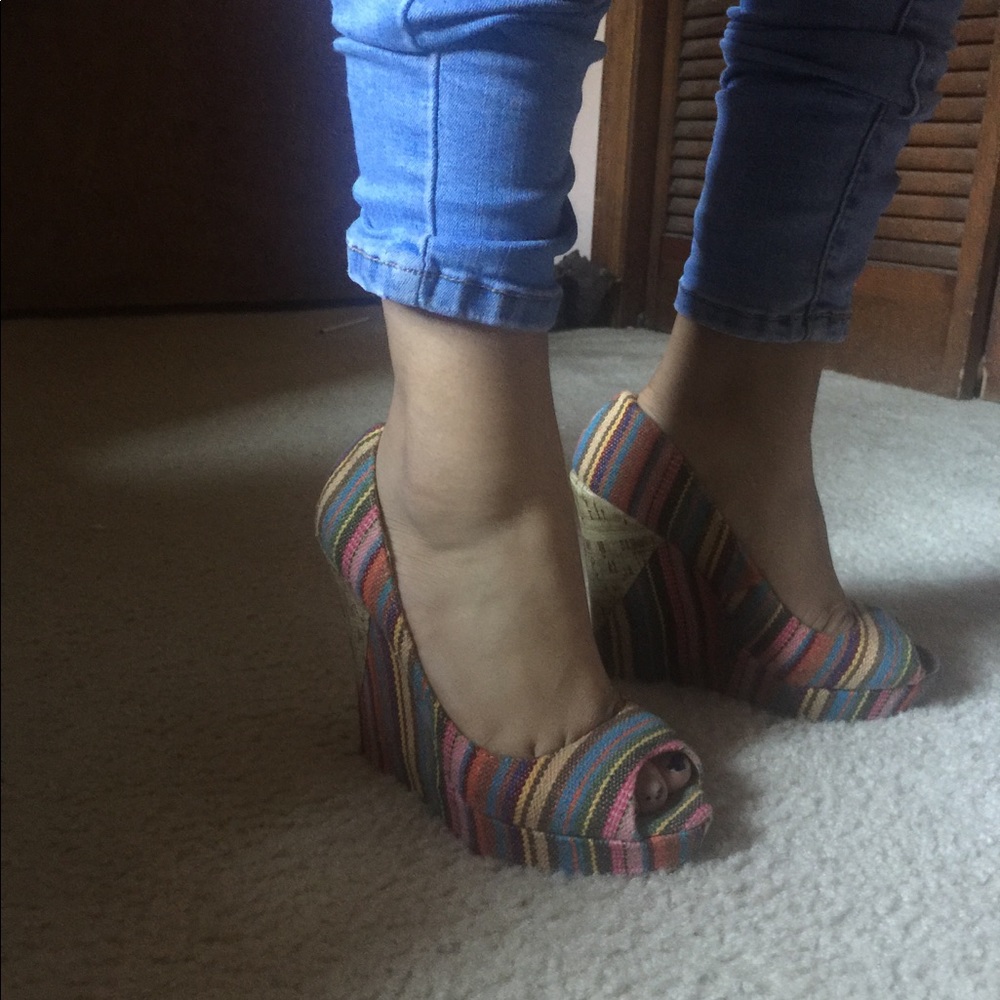 Multi Color Wedges